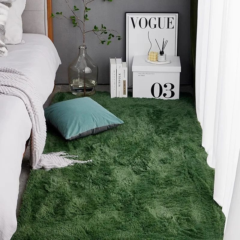 Desk Setup Green - VIKAMA Silk Wool Rugs Luxurious Green