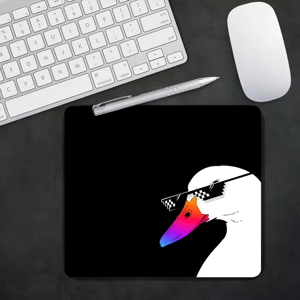 Cute White Goose  Pattern Smal - огляд і ціна Desk Setup Background
